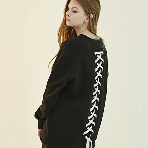 *READ* DBYDGNAK Unisex Size Large Black Back Lace Up Sweatshirt - Picture 1 of 16